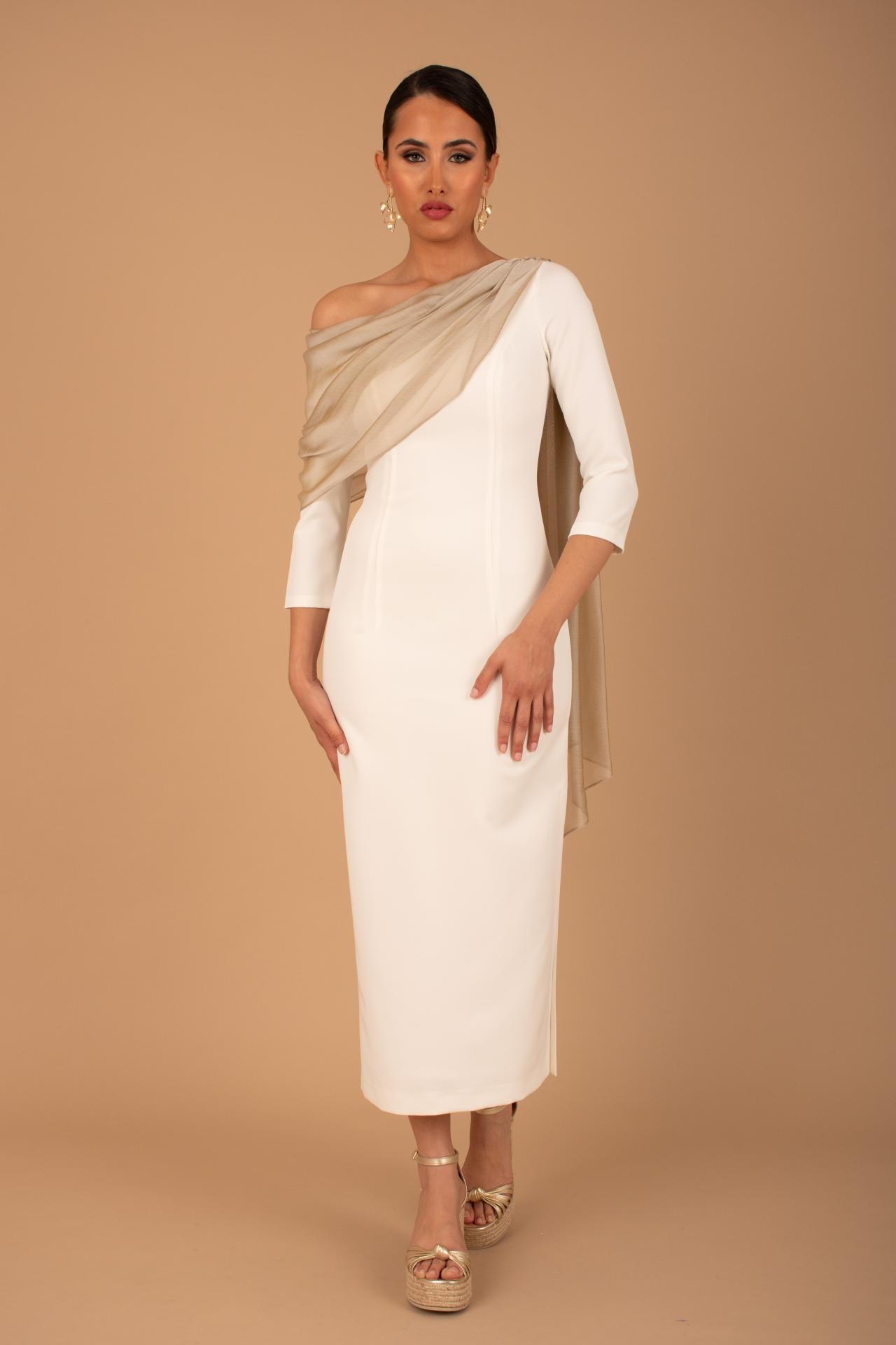 Vestido Blanco con Drapeado en Gasa Champagne