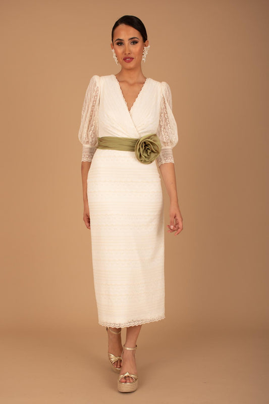 Vestido Midi Romántico con Cinturón Flor